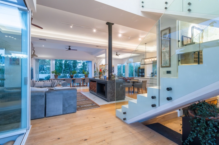 4 Bedroom Property for Sale in Val De Vie Estate Western Cape